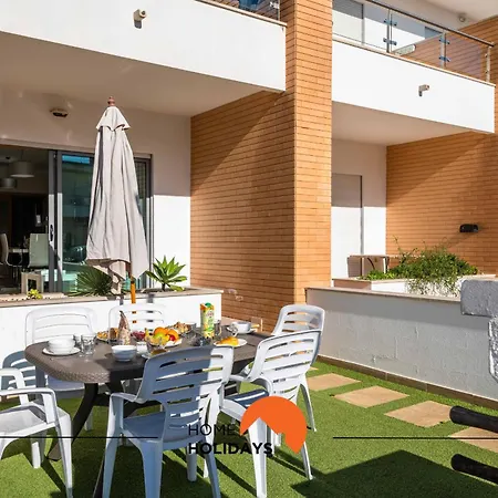 Hébergement de vacances #226 Lii Pool & Comfort *